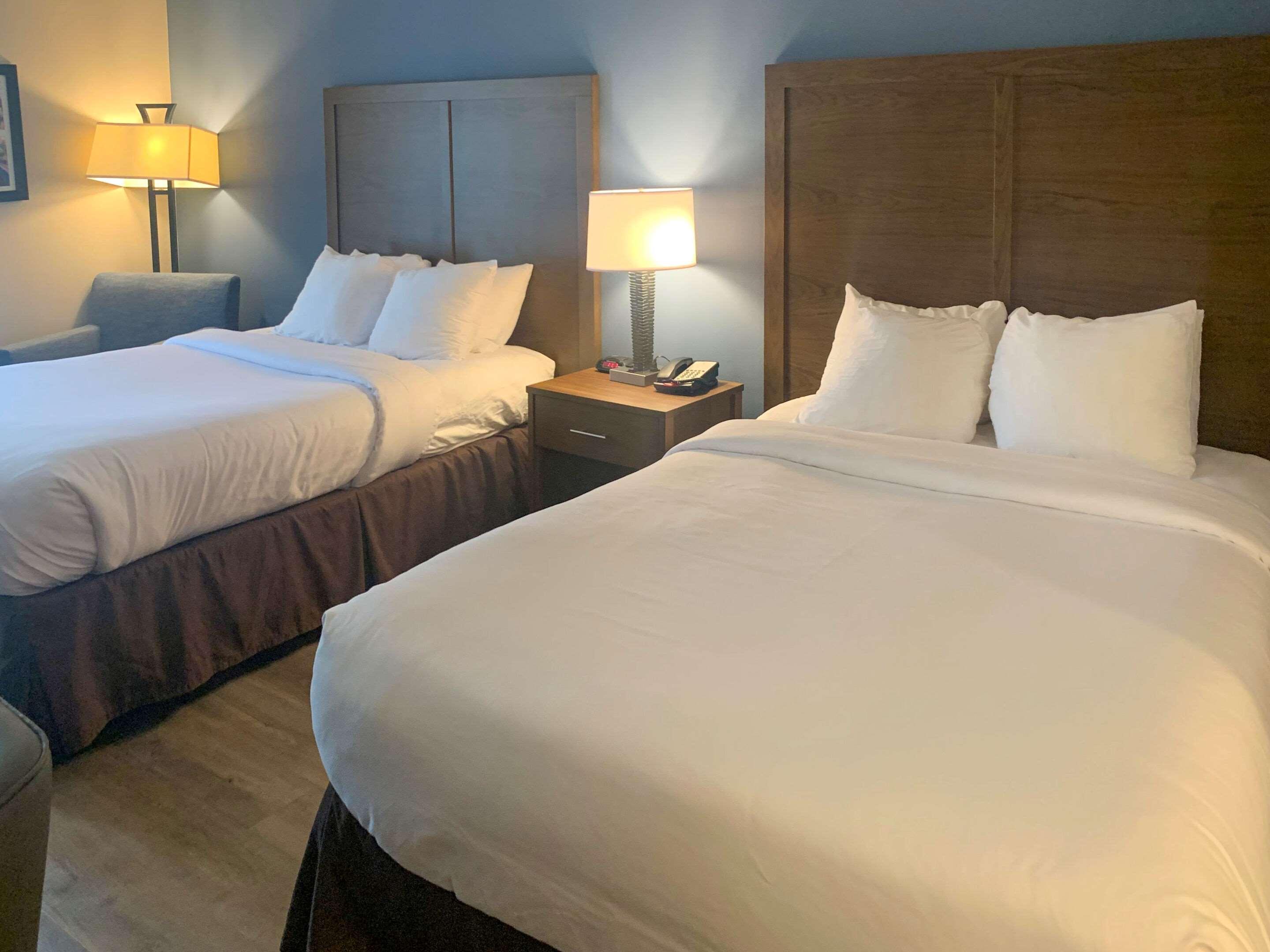 Days Inn By Wyndham Horsham Philadelphia Экстерьер фото