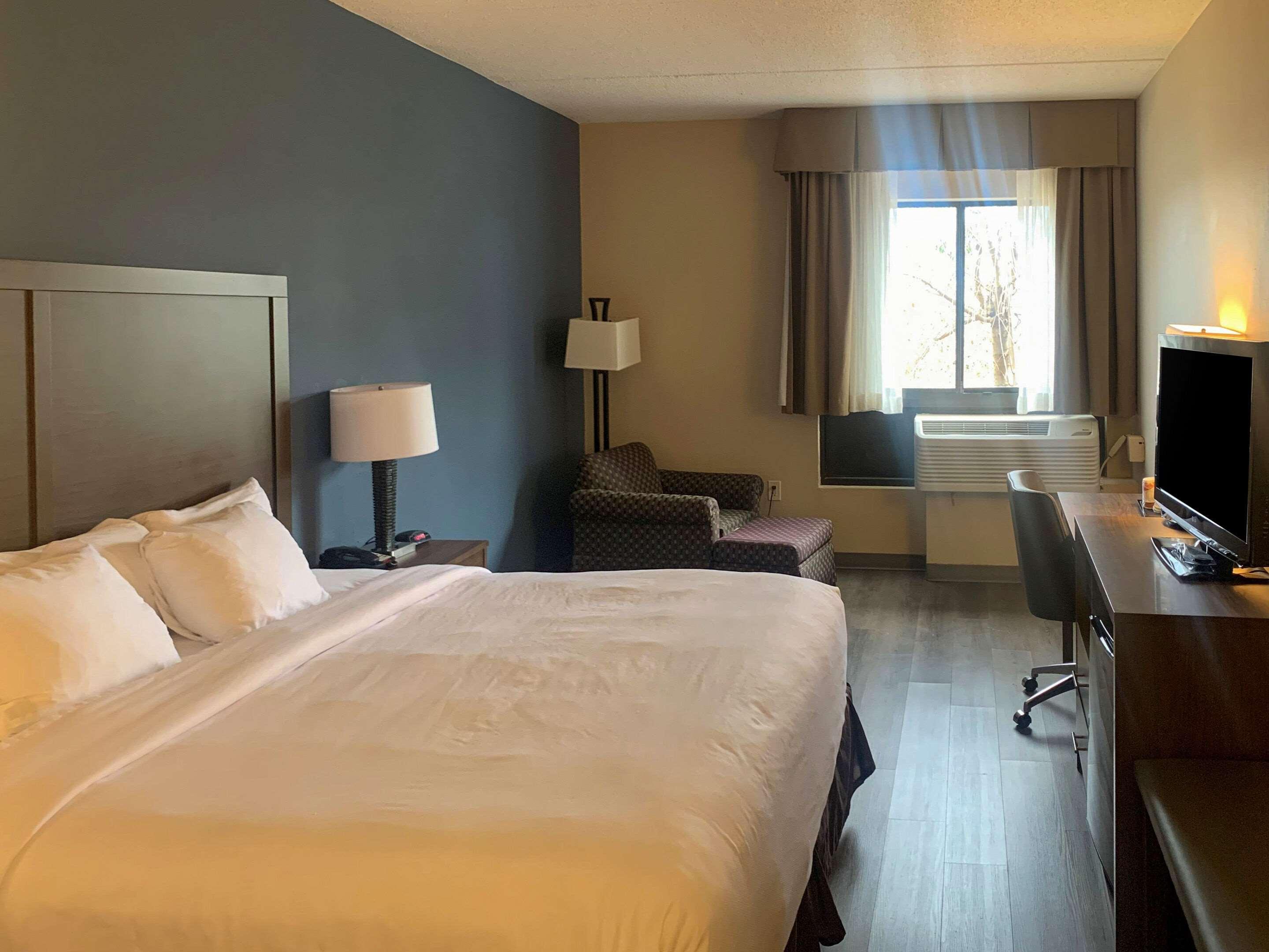 Days Inn By Wyndham Horsham Philadelphia Экстерьер фото