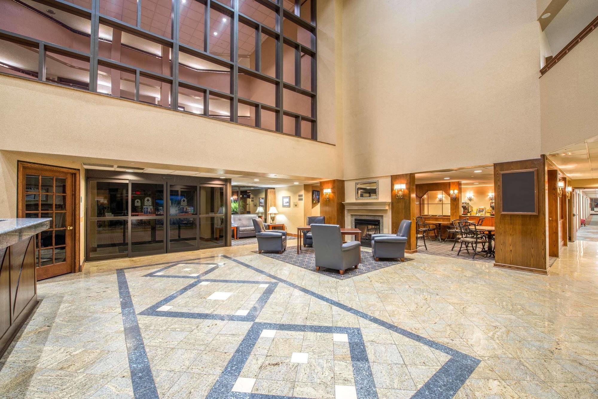 Days Inn By Wyndham Horsham Philadelphia Экстерьер фото