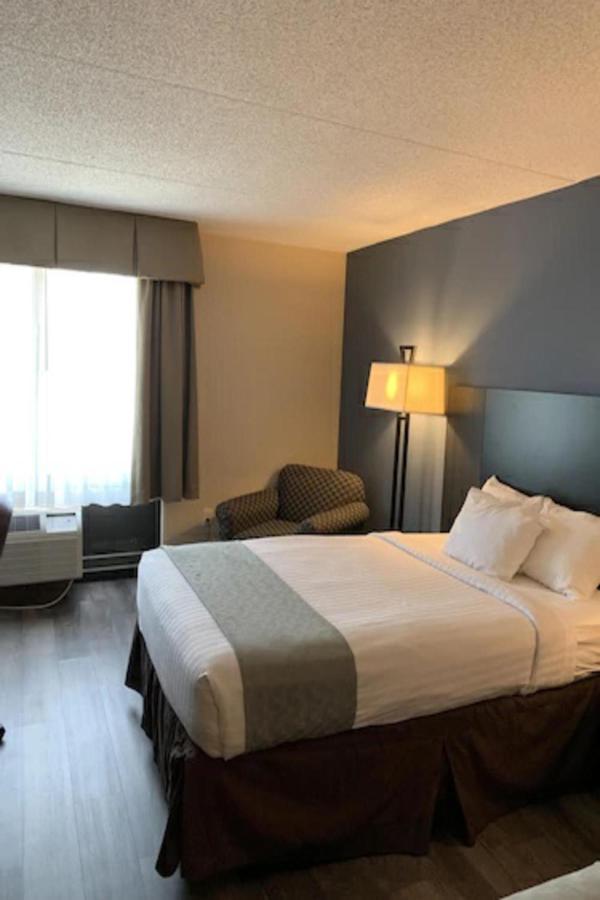 Days Inn By Wyndham Horsham Philadelphia Экстерьер фото